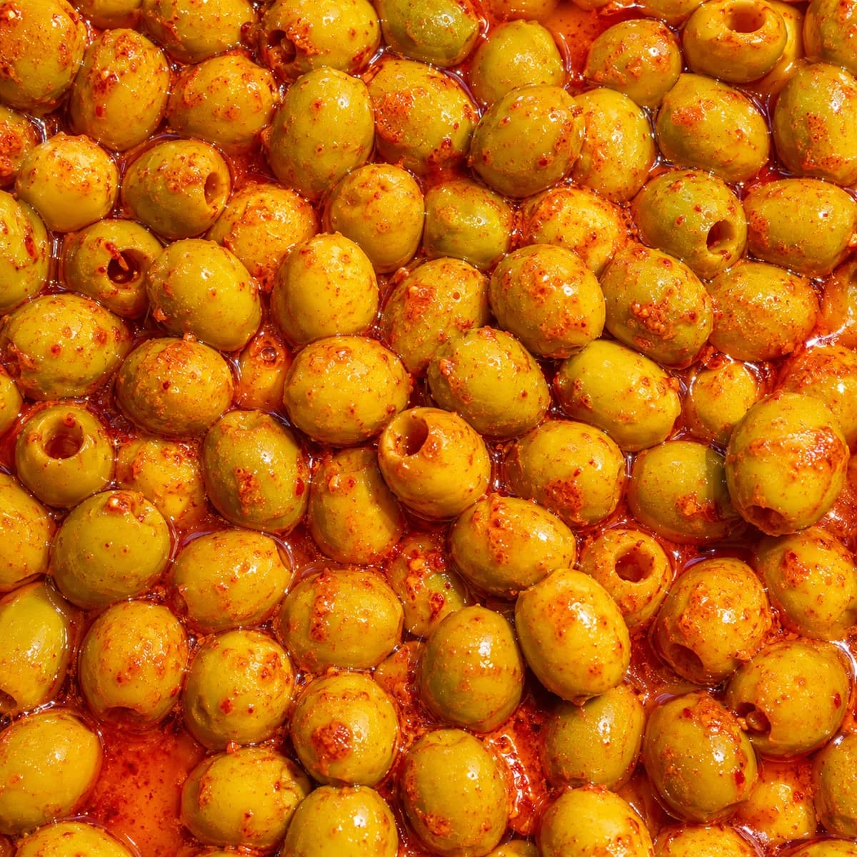 Olives vertes à la harissa